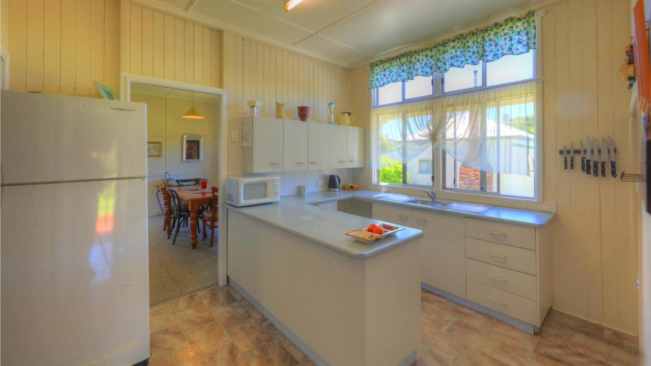 The Vines Motel & Cottages Stanthorpe Esterno foto