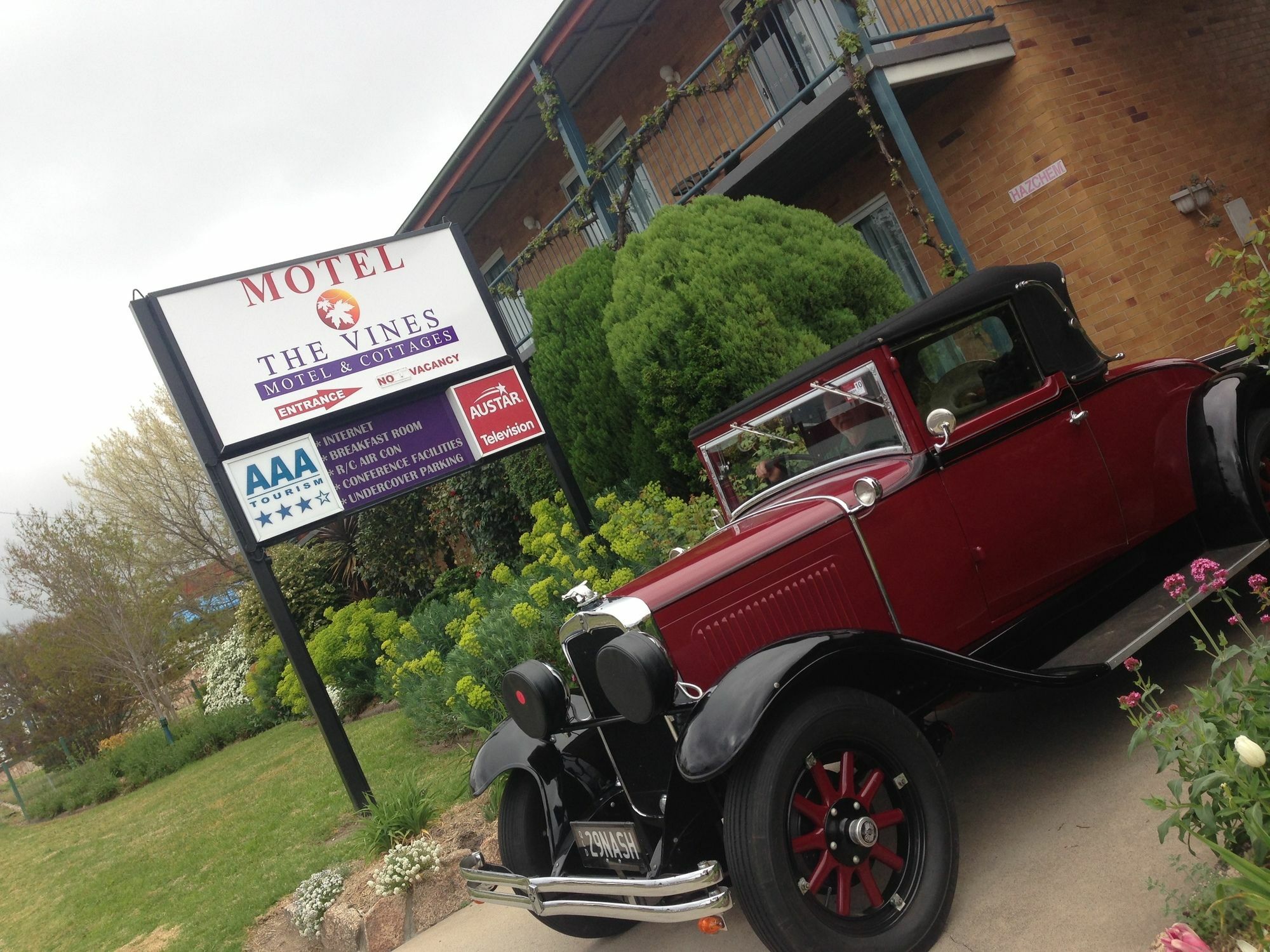 The Vines Motel & Cottages Stanthorpe Esterno foto